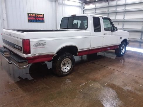 Used 1994 Ford F150 XL AWD/4WD image 3