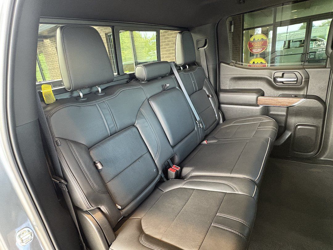 Used 2020 Chevrolet Silverado 1500 High Country AWD/4WD image 36