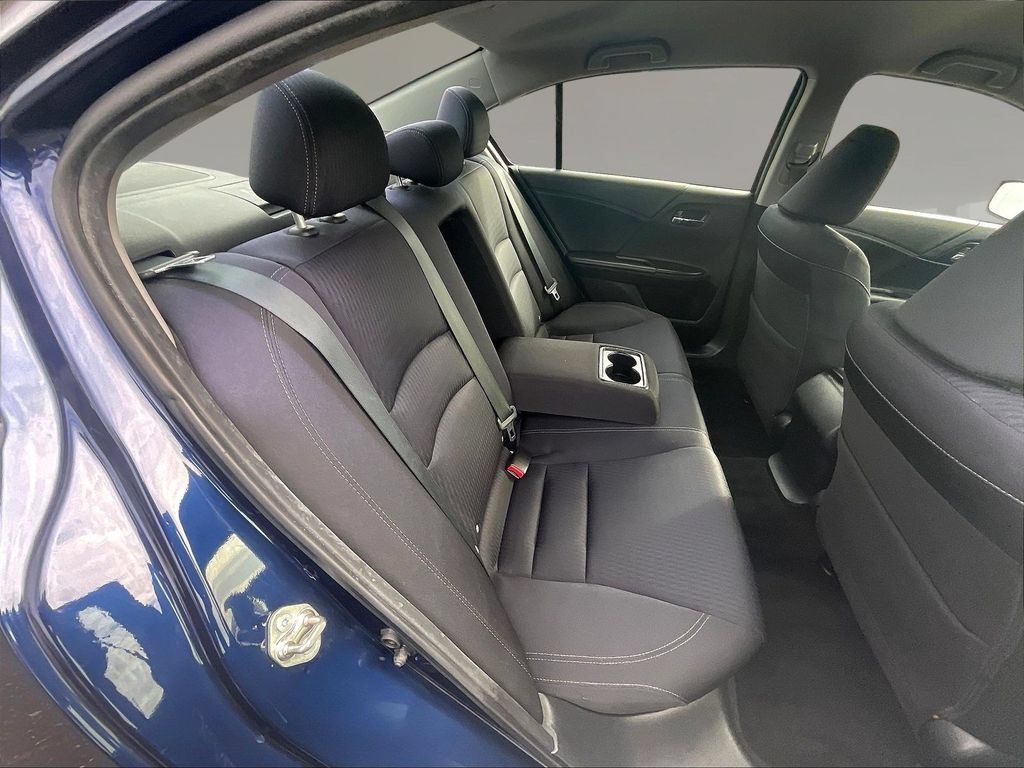 Used 2015 Honda Accord Sport image 23