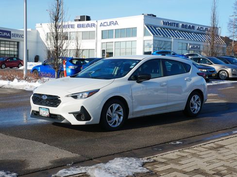 Used 2025 Subaru Impreza 2.0i image 3