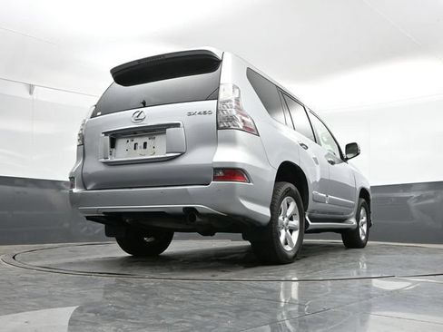 Used 2017 Lexus GX 460 w/ Navigation Package AWD/4WD image 37