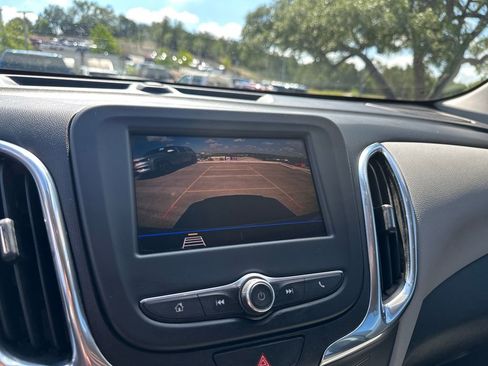 Used 2020 Chevrolet Equinox LS w/ LS Convenience Package FWD image 26