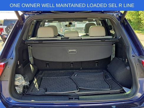 Used 2024 Volkswagen Tiguan SEL R-Line AWD/4WD image 30