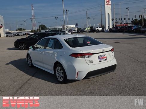 Certified 2025 Toyota Corolla LE FWD image 25