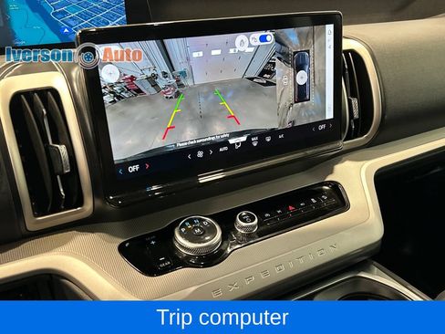 Used 2025 Ford Expedition Active AWD/4WD image 22