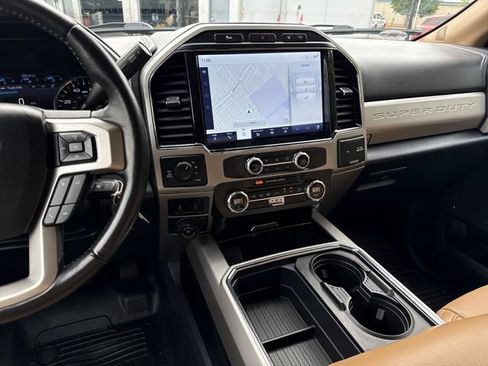 Used 2022 Ford F350 Lariat AWD/4WD image 22