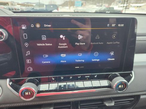 Used 2024 Chevrolet Colorado LT w/ LT Convenience Package II image 37