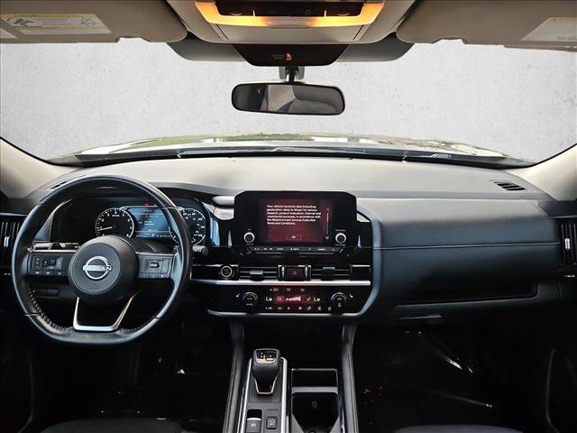 Used 2024 Nissan Pathfinder SV FWD image 17