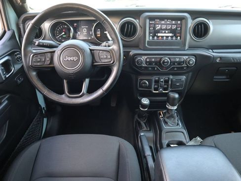 Used 2023 Jeep Wrangler Unlimited w/ Cold Weather Group AWD/4WD image 20