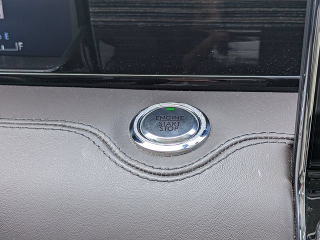 Used 2024 Lincoln Navigator Black Label AWD/4WD image 30