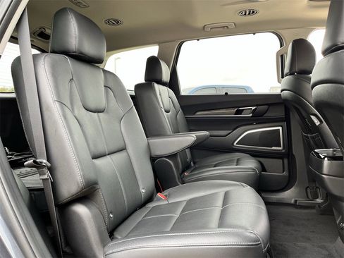 Used 2020 Kia Telluride EX w/ EX Premium Package image 28