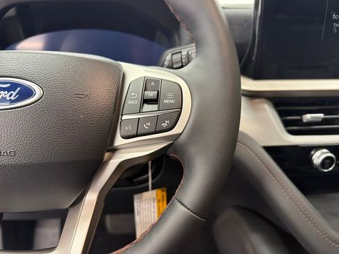 New 2026 Ford Explorer Active w/ Active Comfort Package RWD image 20