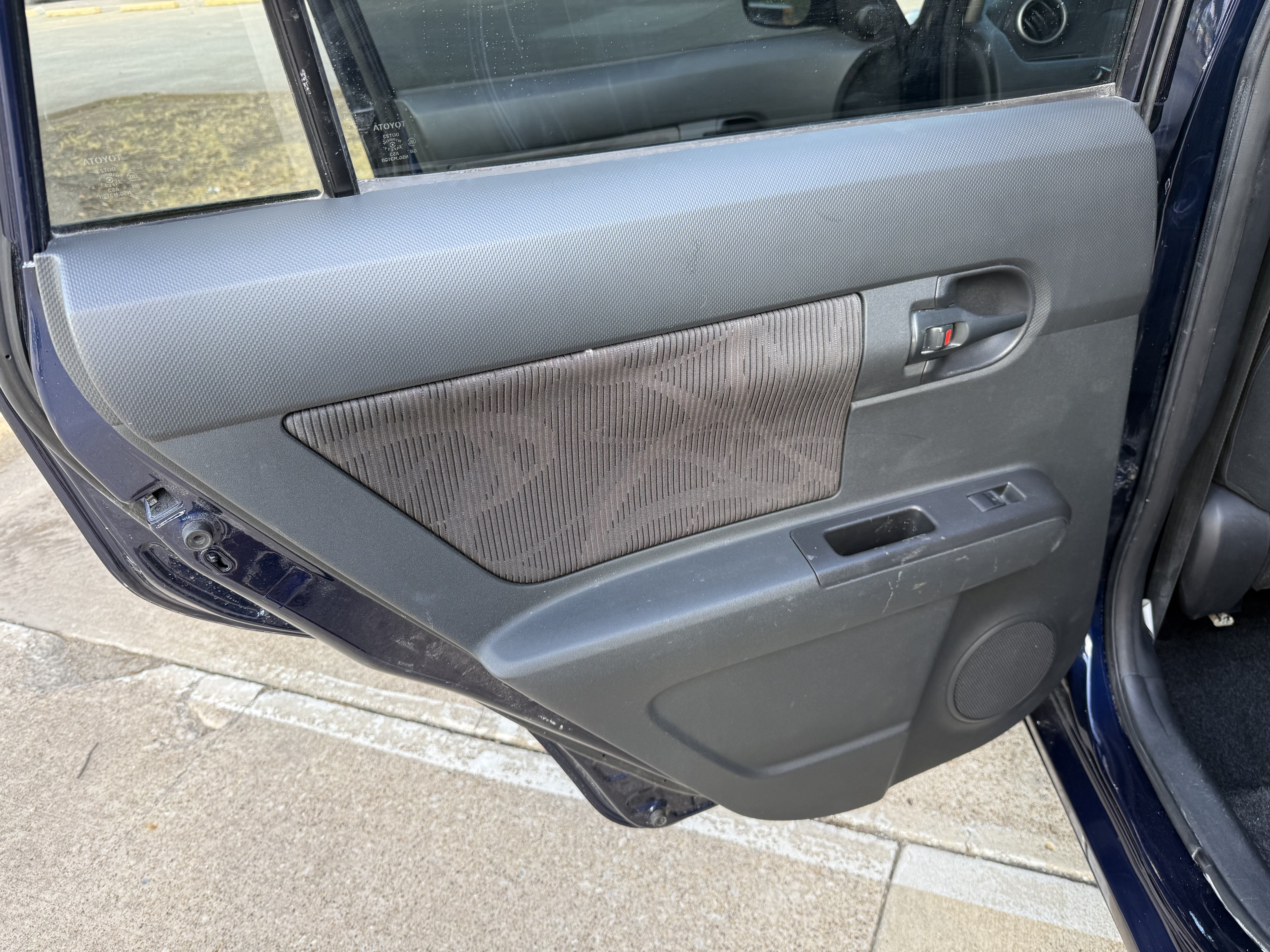 Used 2014 Scion xB FWD image 14