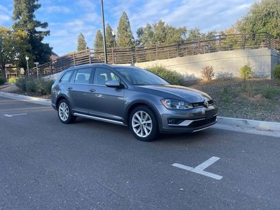 Used 2017 Volkswagen Golf Alltrack S