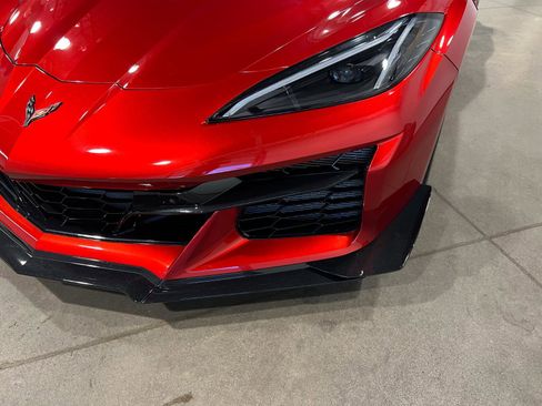 Used 2023 Chevrolet Corvette Z06 w/ Z07 Performance Package image 38