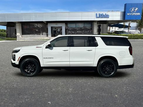 Used 2026 Chevrolet Suburban Z71 AWD/4WD image 6