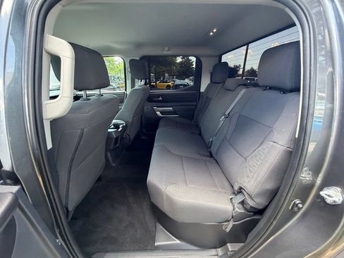 Used 2022 Toyota Tundra SR5 AWD/4WD image 18