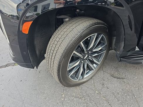 Certified 2023 Cadillac Escalade Sport w/ Touring Package image 36