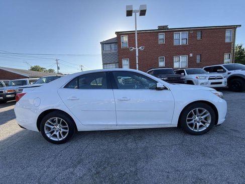 Used 2014 Chevrolet Malibu LT w/ Power Convenience Package FWD image 6