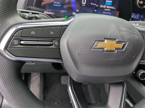 New 2026 Chevrolet Equinox EV LT image 15