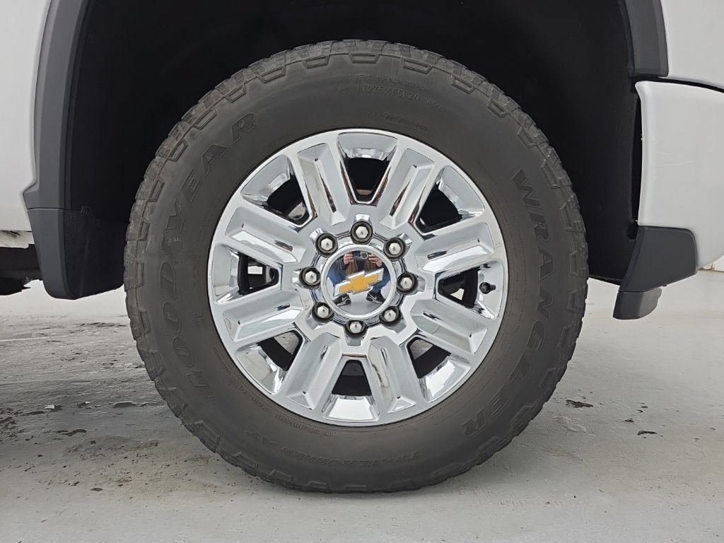 Used 2024 Chevrolet Silverado 3500 High Country AWD/4WD image 20