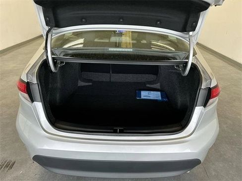 Used 2025 Toyota Corolla LE w/ Convenience Package image 23