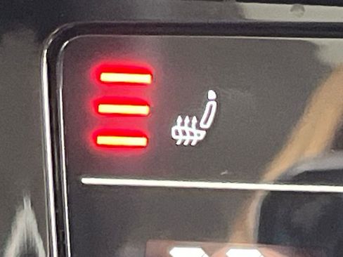 Used 2026 Volkswagen Jetta SE image 15