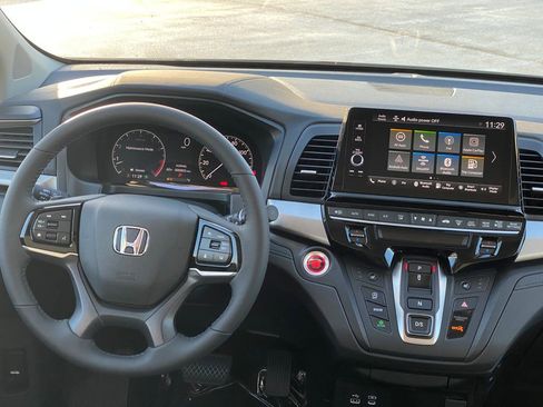 New 2026 Honda Odyssey EX-L image 16