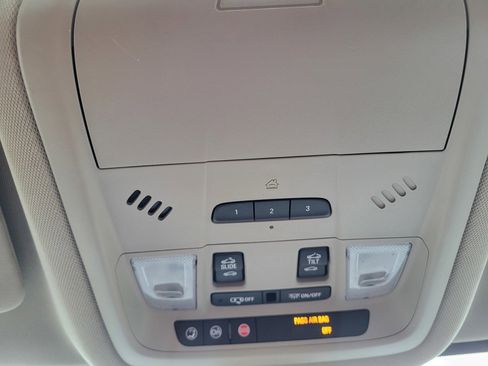 Used 2019 GMC Acadia Denali w/ LPO, Floor Liner Package image 46