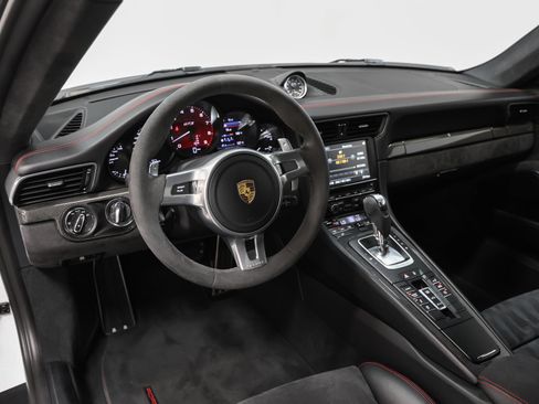 Certified 2016 Porsche 911 Carrera GTS RWD image 42