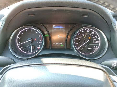 Used 2024 Toyota Camry SE FWD image 24