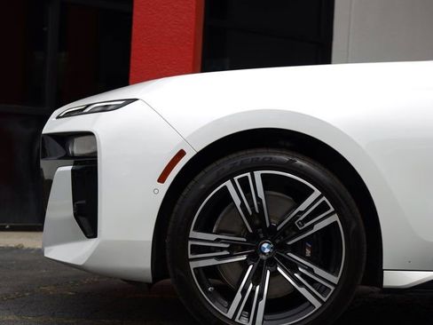 Used 2023 BMW 740i RWD image 5