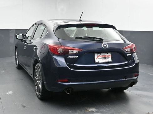 Used 2018 MAZDA MAZDA3 Touring image 6