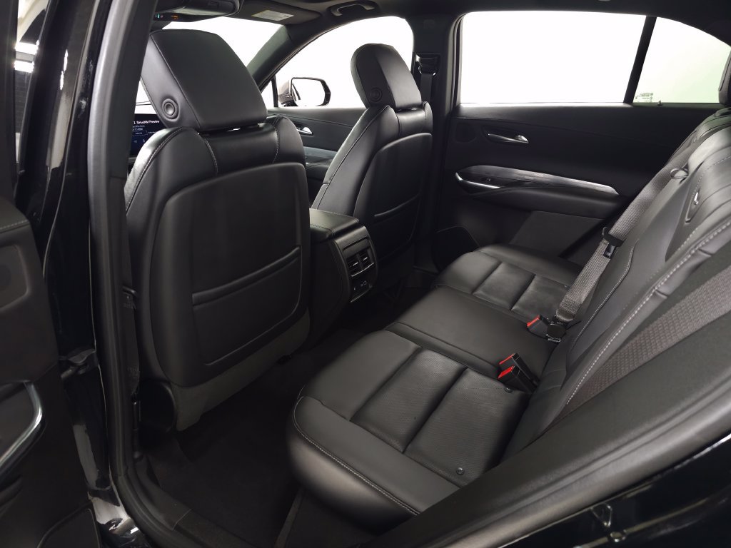 Used 2024 Cadillac XT4 Premium Luxury AWD/4WD image 30
