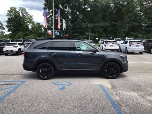 Used 2024 Kia Sorento SX AWD/4WD image 5