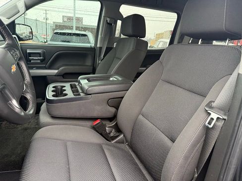 Used 2018 Chevrolet Silverado 1500 LT w/ All Star Edition image 18