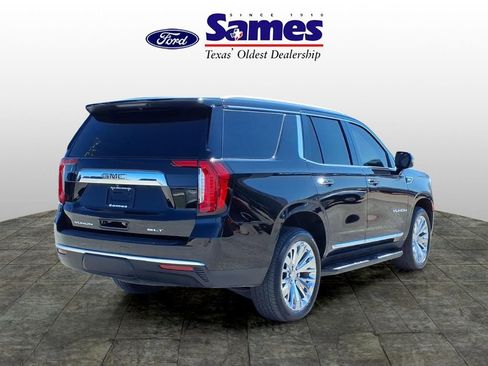 Used 2022 GMC Yukon SLT w/ SLT Premium Package image 7