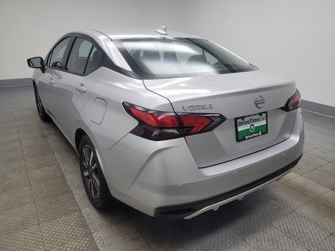 Used 2025 Nissan Versa SV FWD image 5