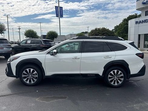 Used 2024 Subaru Outback Touring AWD/4WD image 2