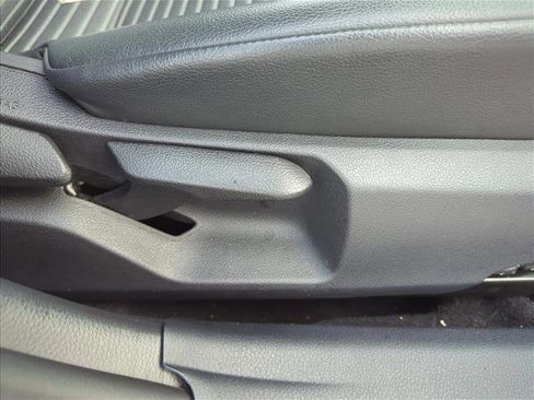 Used 2021 Toyota Camry SE w/ Audio Upgrade Package image 26