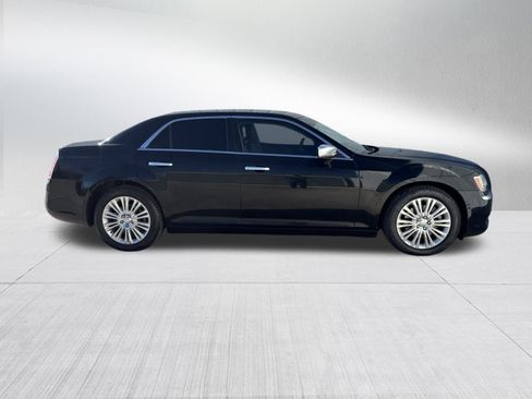 Used 2013 Chrysler 300 C Luxury Series w/ Harman Kardon Audio Group image 5