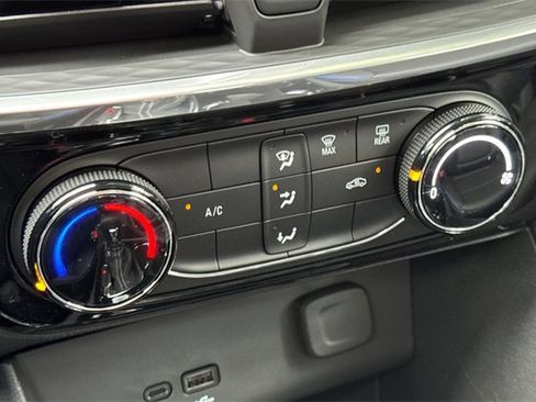 New 2026 Buick Encore GX Sport Touring image 22