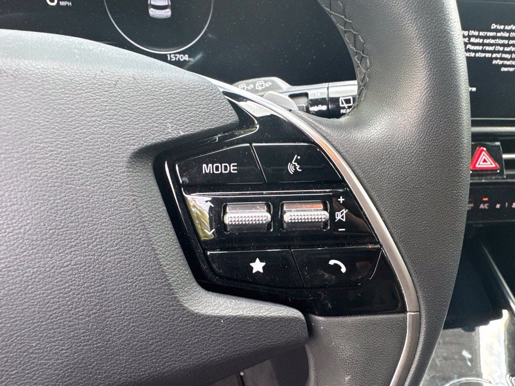 Used 2024 Kia Niro Wind FWD image 12