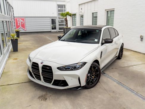 Used 2023 BMW M3 w/ M Carbon Exterior Package RWD image 3