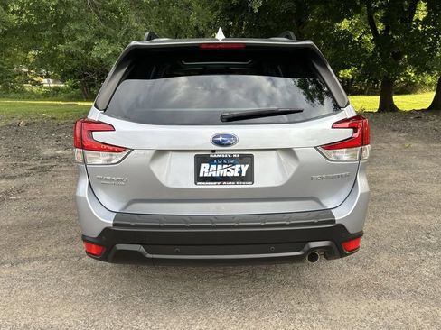 Certified 2023 Subaru Forester Limited AWD/4WD image 7