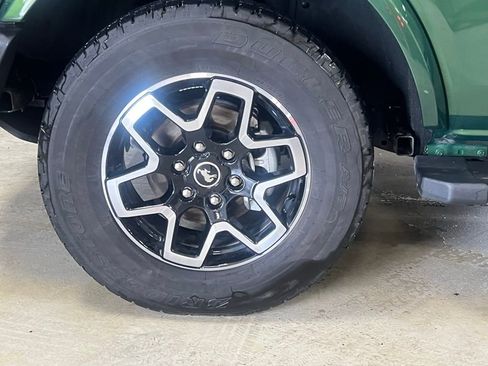 Used 2024 Ford Bronco Outer Banks image 5