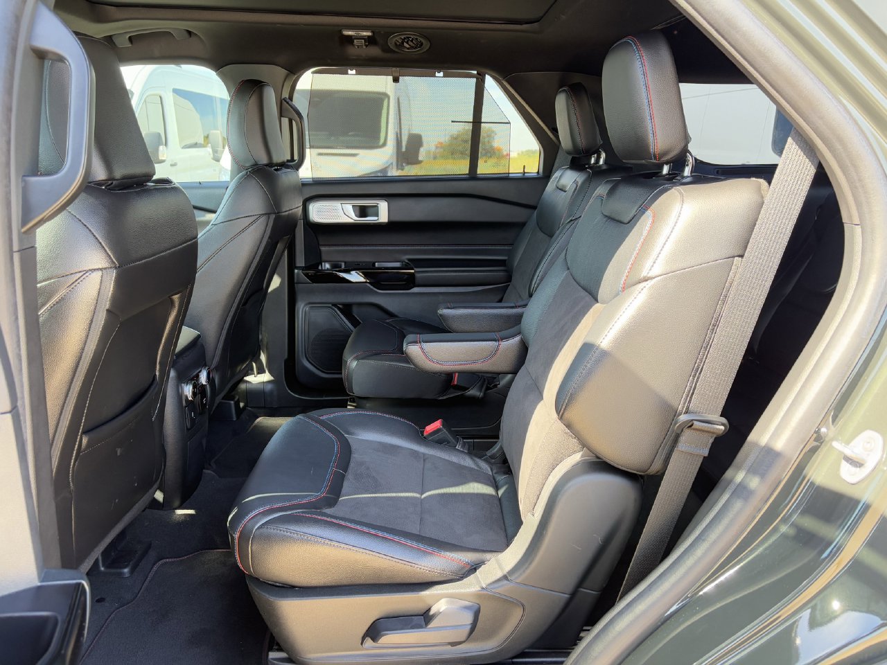Used 2023 Ford Explorer ST w/ Equipment Group 401A RWD image 30