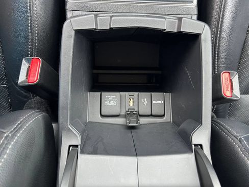 Used 2016 Honda CR-V Touring image 29