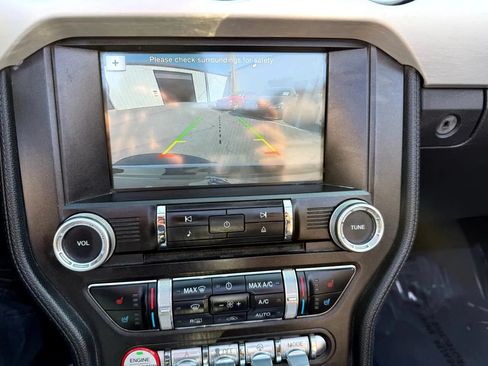 Used 2016 Ford Mustang Premium RWD image 4