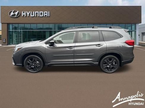 Used 2025 Subaru Ascent Bronze Edition image 2